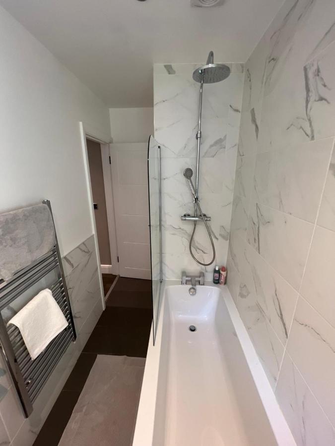 Peaceful & Stylish Brighton Studio Apartment 외부 사진